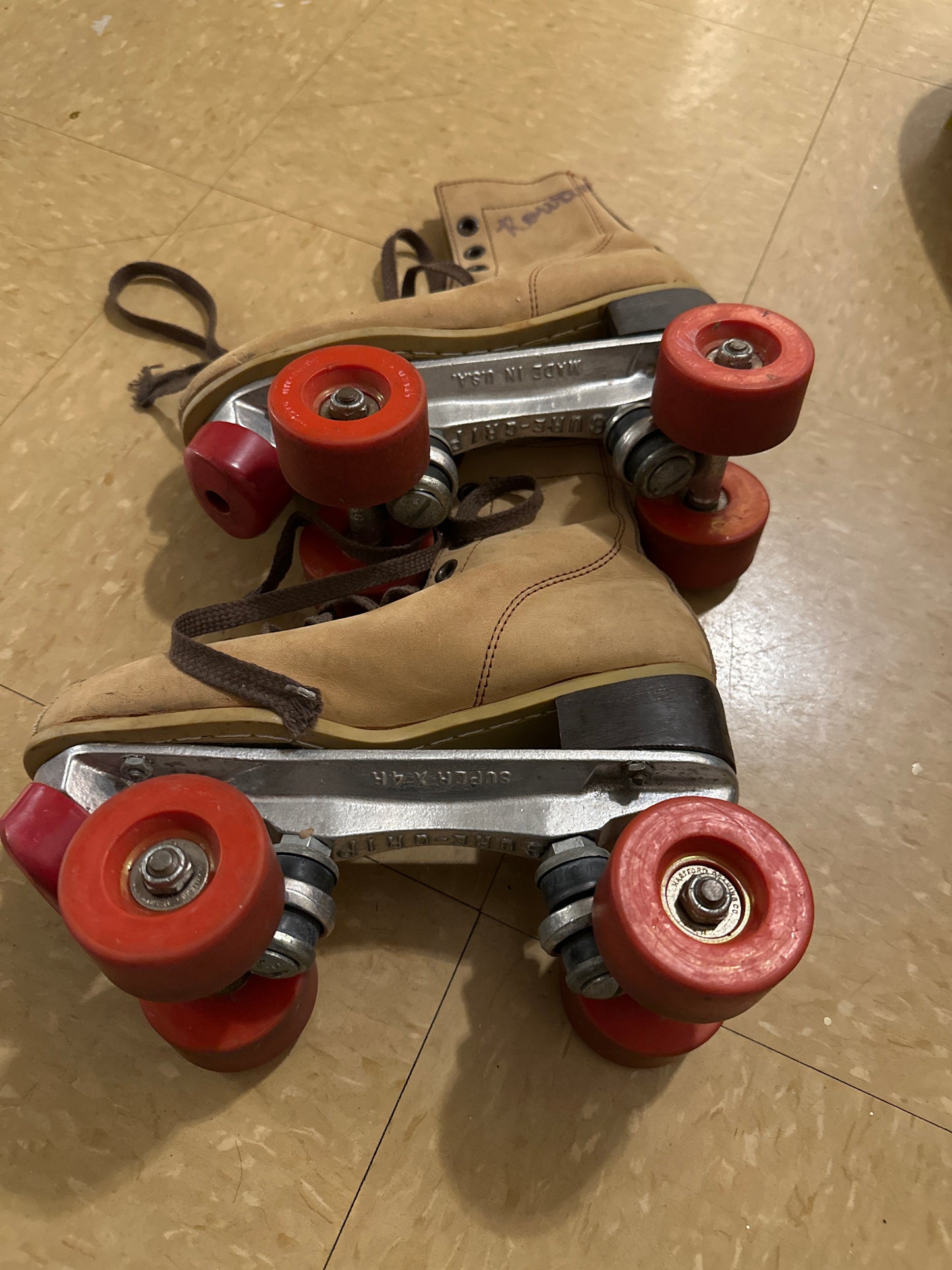 Perused-roller skates - pickup only from queens NYC