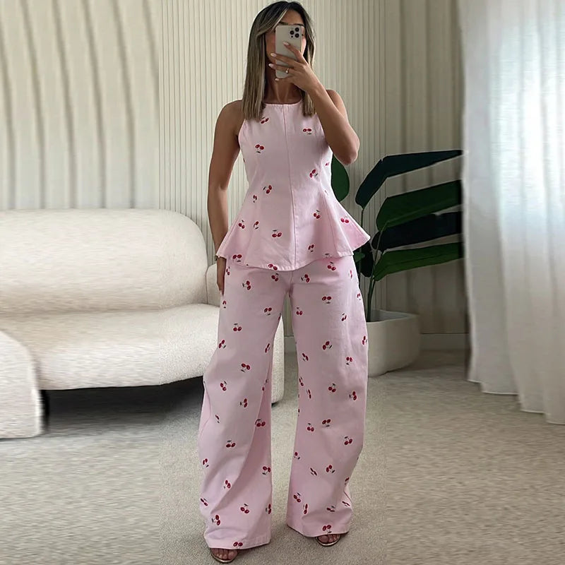 Printed Ruffle-Hem Top & Curved Pants Set — Women's 2-Piece