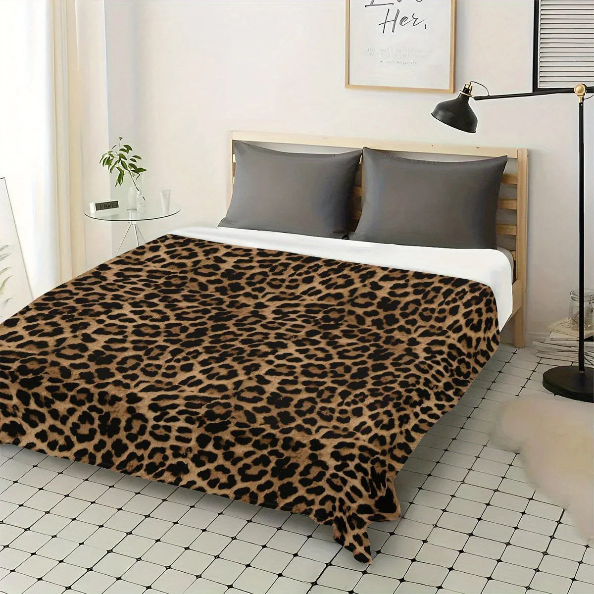 Leopard Print Flannel Throw Blanket - Soft Cozy Blanket for Sofa and Bed - photo 6