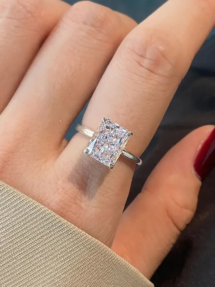 Sterling Silver Zircon Ring – Shiny Rectangle Cocktail Band