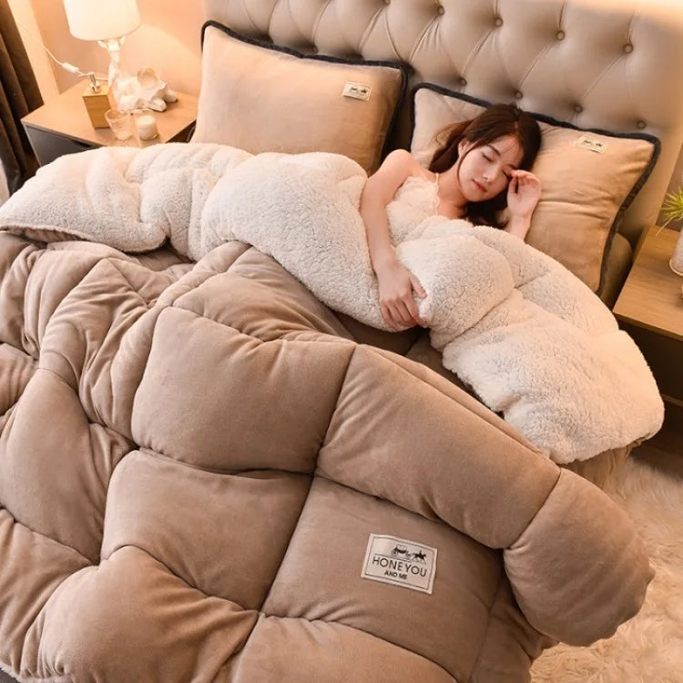 Lamb Fleece Winter Quilt, Double-Sided Velvet Comforter
