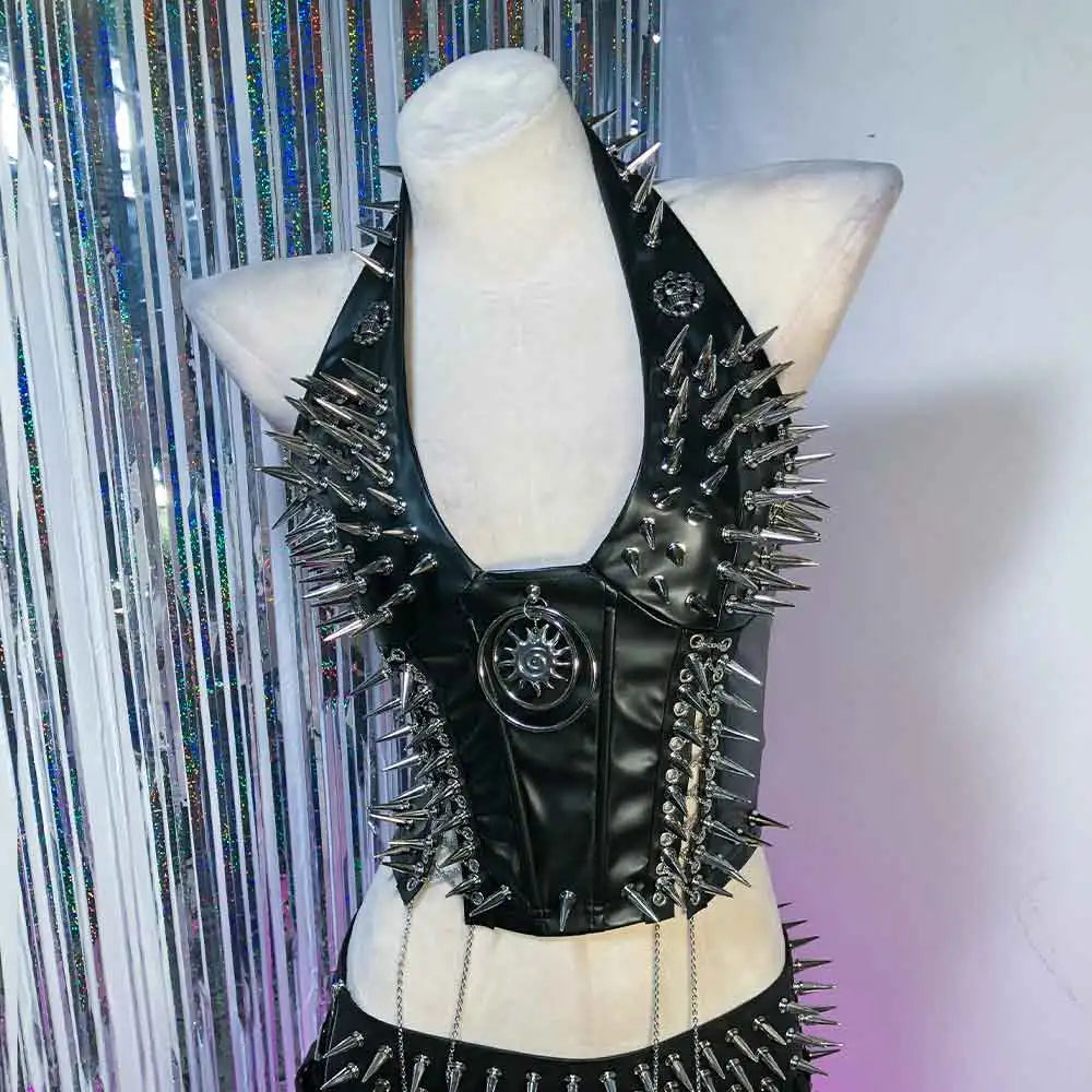 Women's Studded Y2K Grunge Tank Top — Gothic Spiked Cami