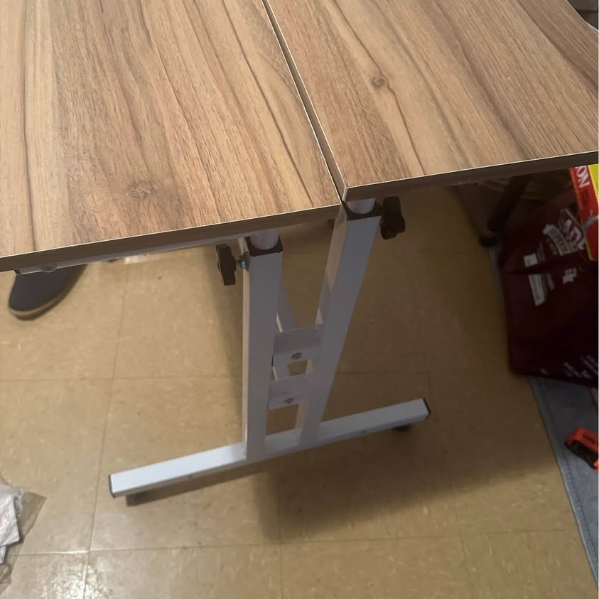 pre-used -Computer table-adjustable desk