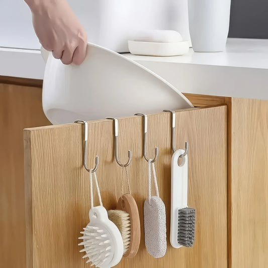 1 Piece of Metal Traceless Silver Hook, No Need for Screws/adhesives, Curved Design, Easy To Install, Suitable for Wardrobes