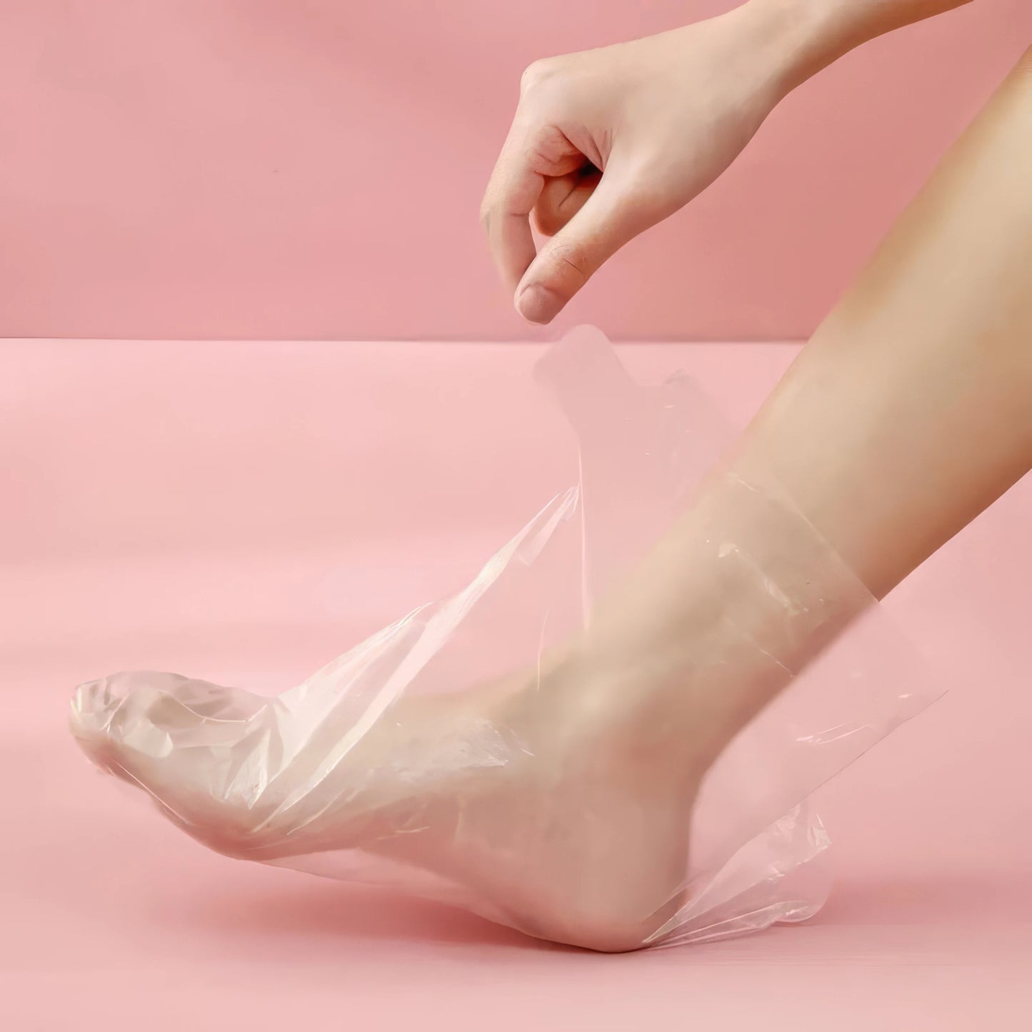 100 Disposable Transparent Foot Covers, Convenient Packaging, Comfortable Fit, Suitable for Travel and Daily Use