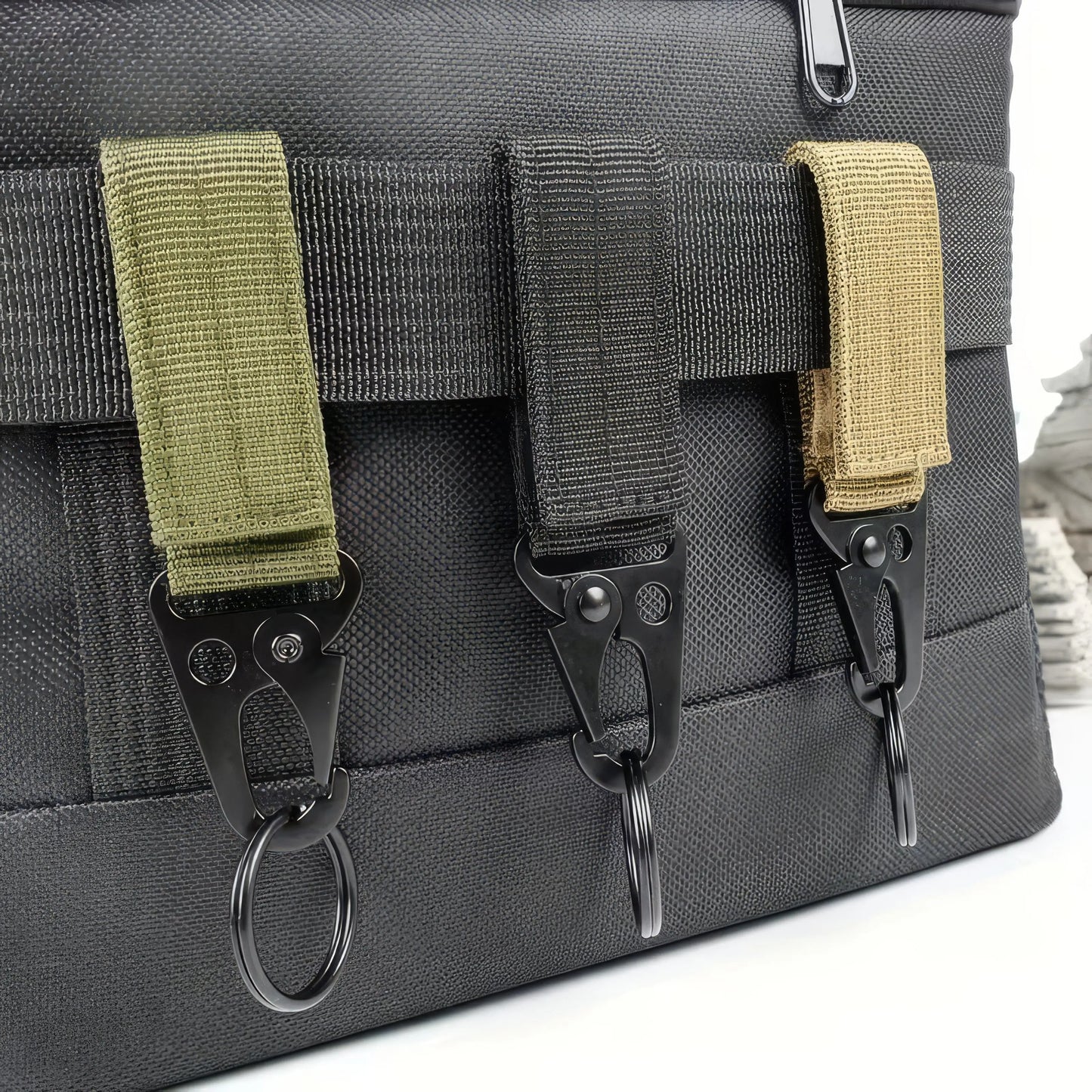 1/2 Piece Nylon Tactical Clip Black/green, Sturdy Hook, Suitable for Backpacks, Seat Belts, Bags, Outdoor Small Tools