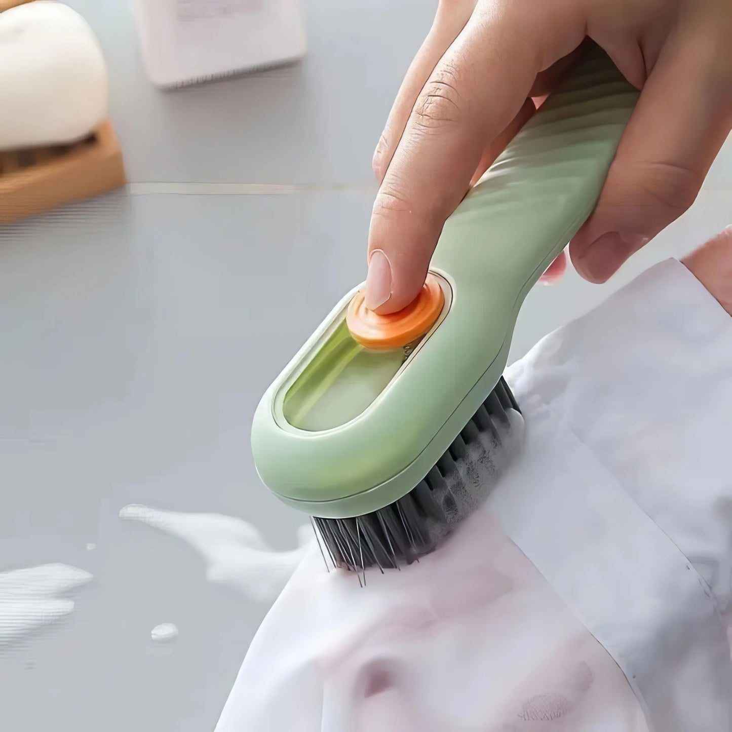 1/2 Soft Fur Shoe Brush Green, with Built-in Holes for Easy Storage, Suitable for Sports Shoes, Boots, Shoe Brush Tools