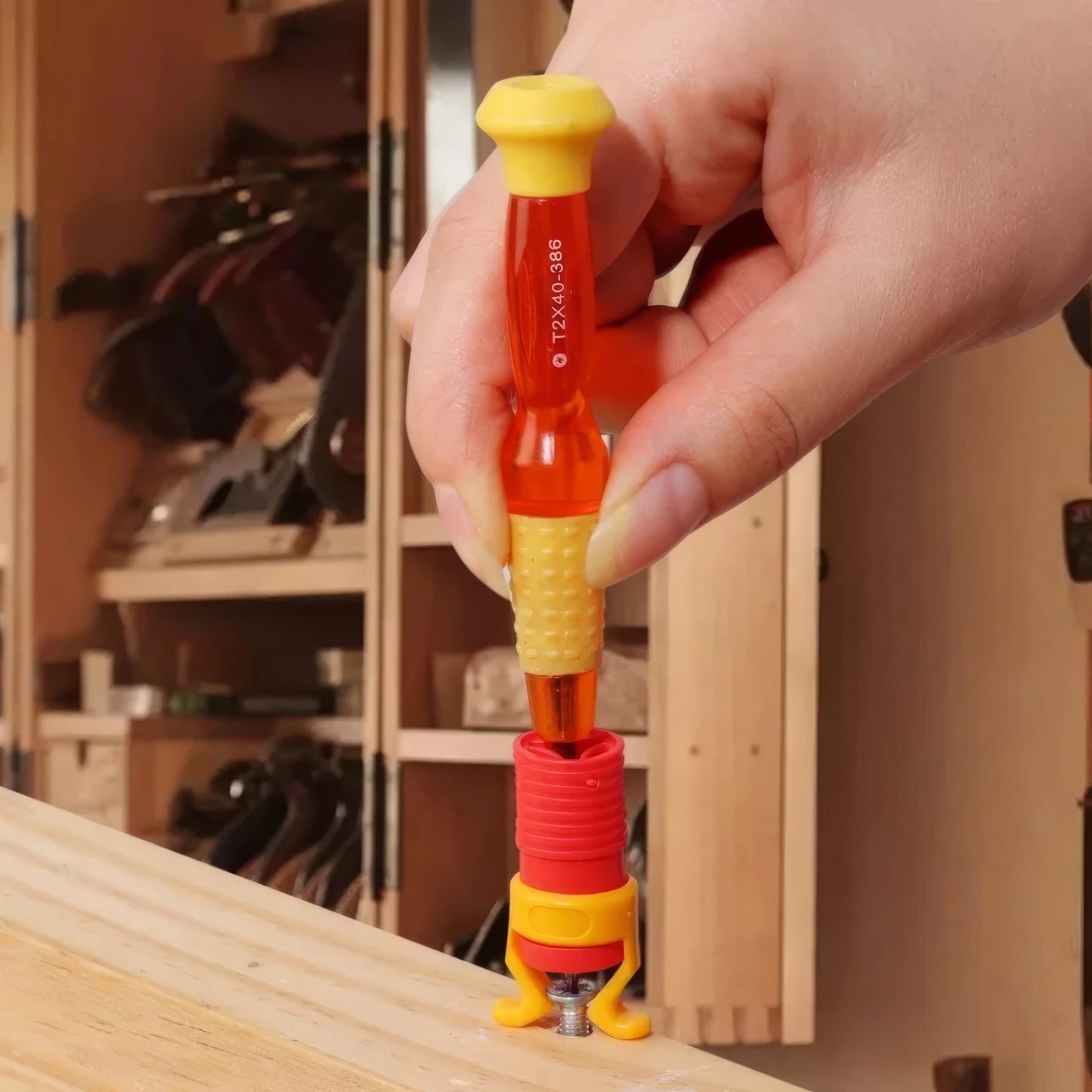 1 Red Screw Fastener, Convenient Design, Precise Screw Installation, Suitable for Cars, Homes, and Offices