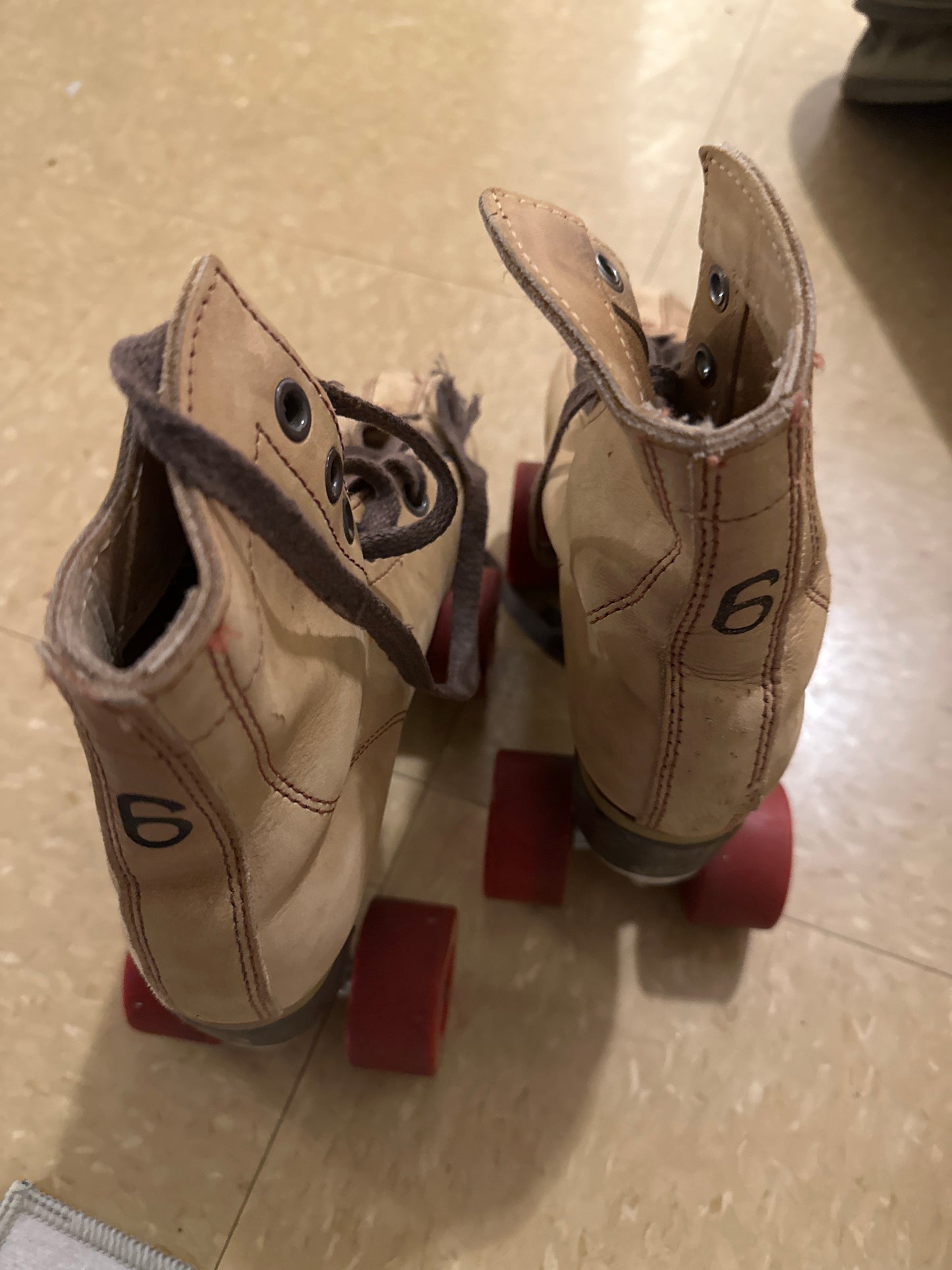 Perused-roller skates - pickup only from queens NYC