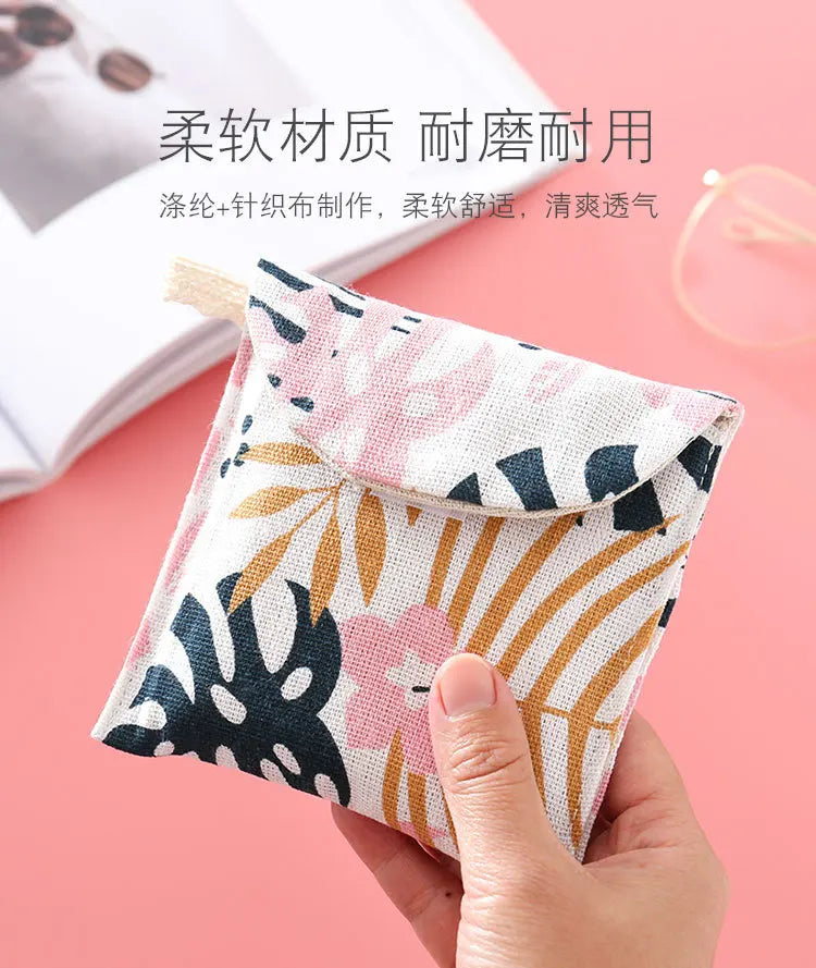 Portable Sanitary Napkin Storage Bag Women Cosmetic Organizer Girls Ladies Cute Coin Card Sanitary Pad Pouch Small Cosmetic Bag