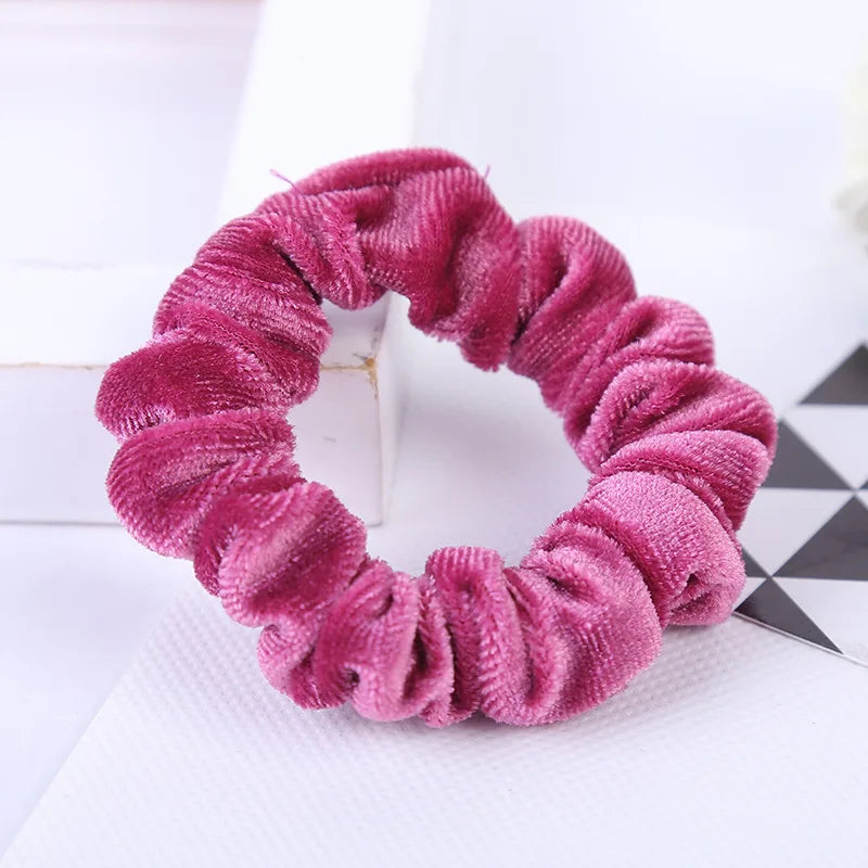 2022 New Arrival Velvet Elastic Hair Ropes Scrunchies Girls' No Crease Hair Ties Women Hair Accessories Headwear