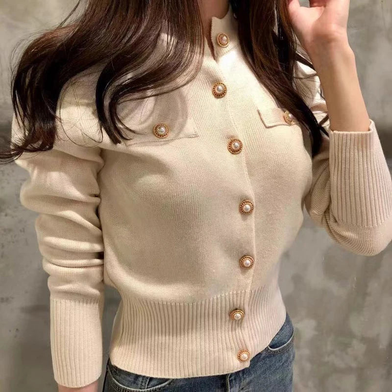 Women's short knit cardigan, single-breasted — view 7 of 20