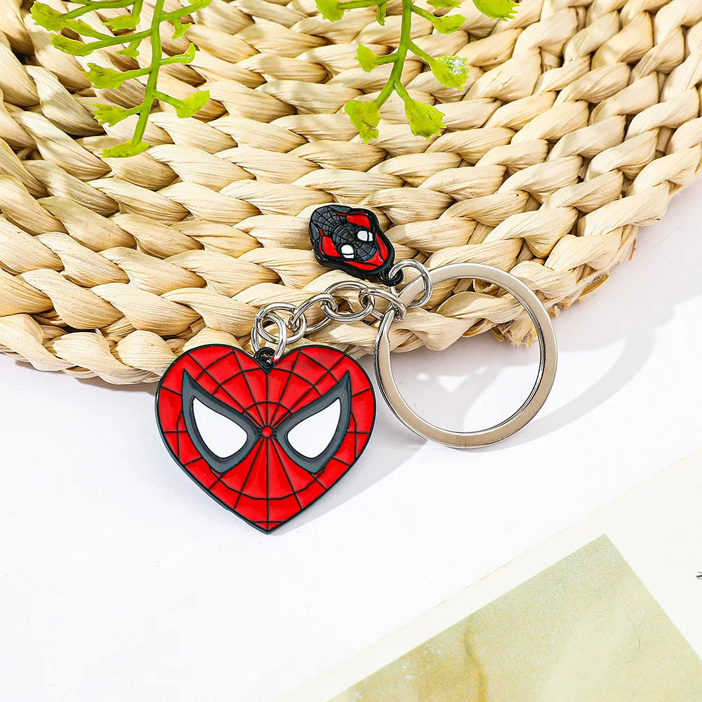 Red Spider Hero Keychain Cute Cartoon Character Enamel Heart Keyring Bag Charm for Movie Fans Gift Accessory