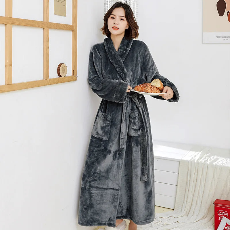 Couples Flannel Robe, Long Warm Fleece Bathrobe for Men and Women