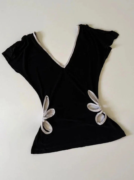 Women's Vintage Harajuku Backless V-Neck Crop Top - Y2K Grunge Tee - photo 3