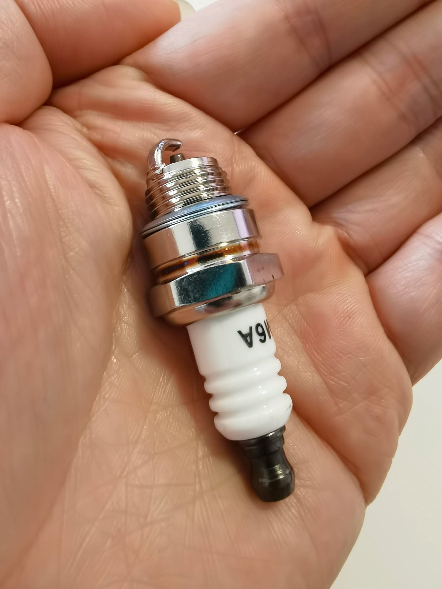 BM6A Spark Plug Replaces M7/L7T/CJ8/1560 Glow Plug Small Engine For 2 Stroke Chainsaw Lawn Mower Brush Cutter Strimmer Engine 25