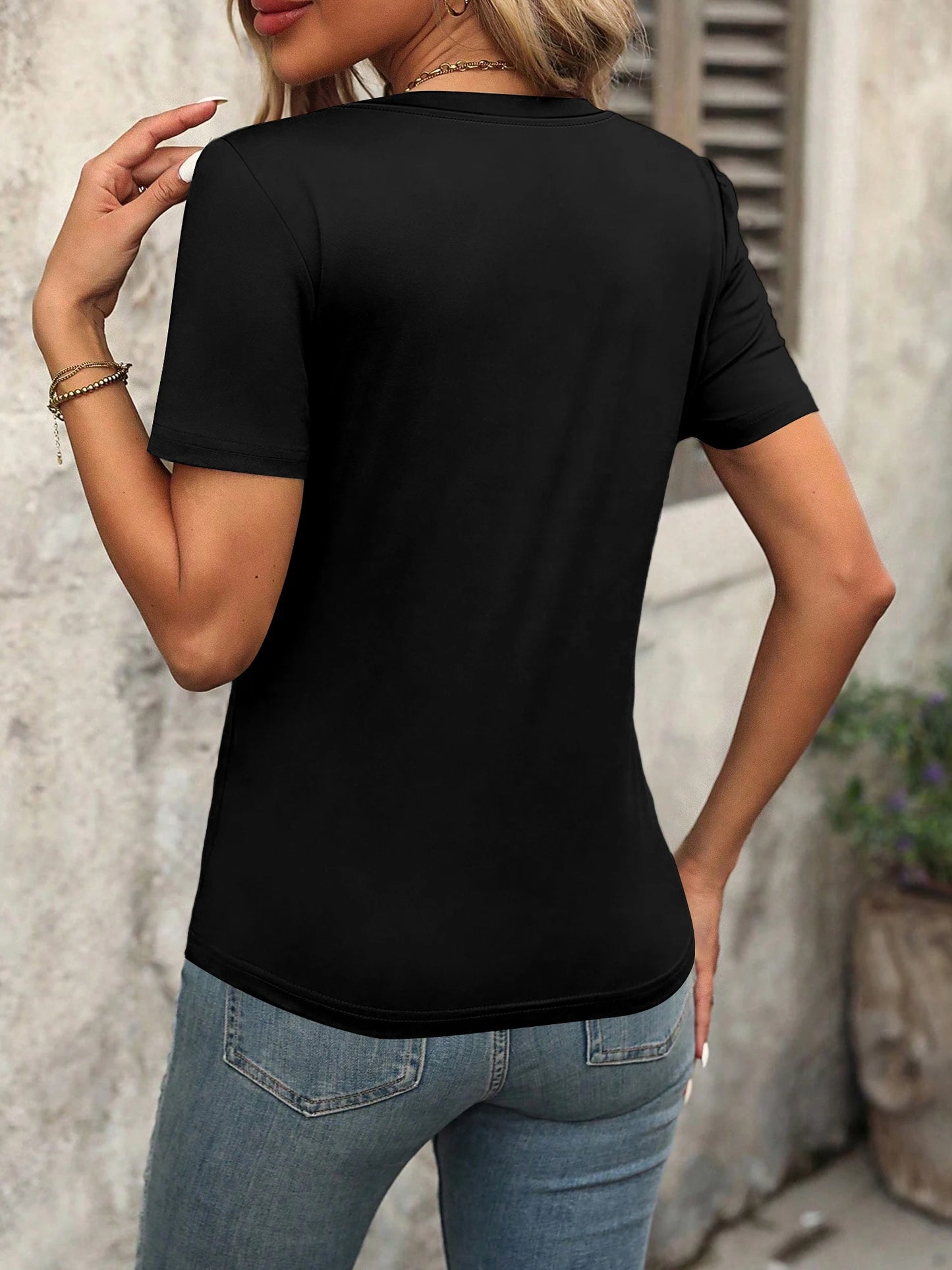 Versatile Women's V-Neck T-Shirt - Short-Sleeve Loose-Fit, Soft Fabric for Yoga, Casual Walks & Daily Wear