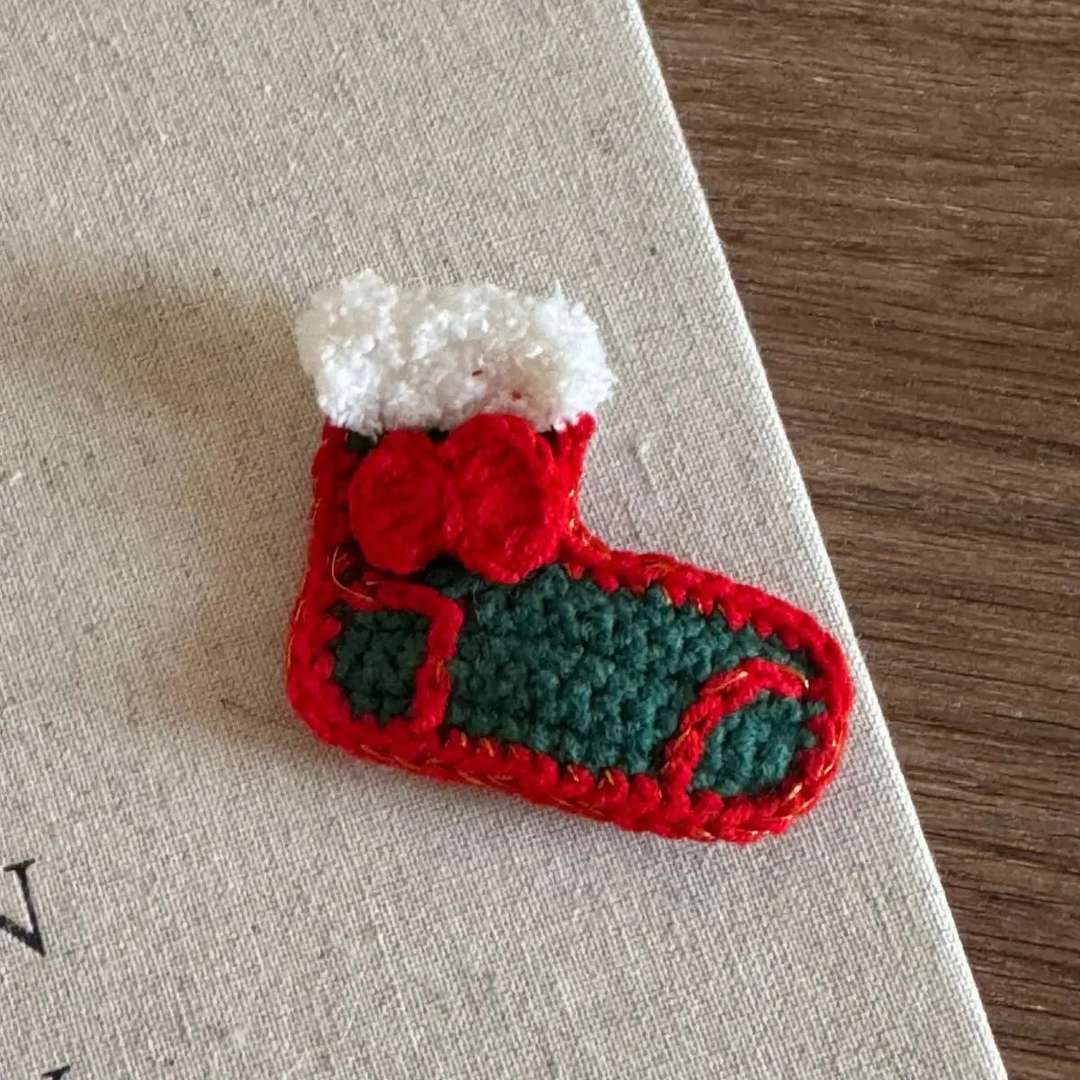 2025 Cute Crochet Hair Bow Christmas Hair Clips Knitted Hair Pins Santa Hairpins Duckbill Clip Barrettes Girls Hair Accessories