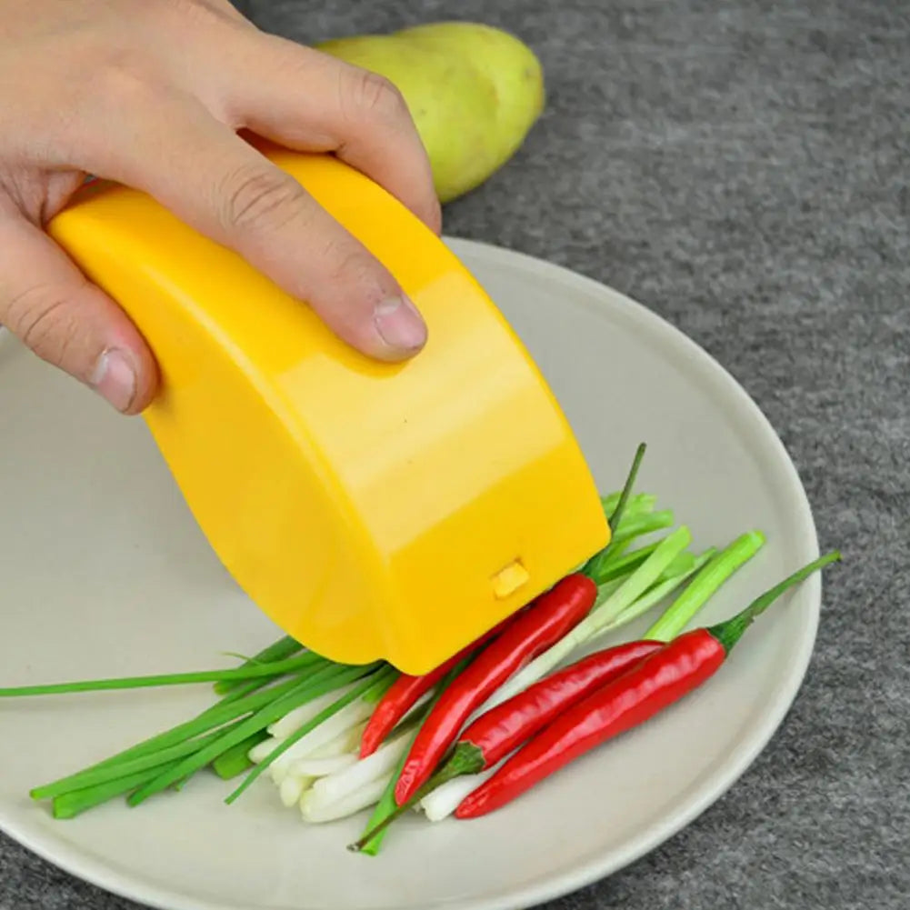 Herb Roller Mincer with 6 Blades - Green or Yellow Scallion Cutter - photo 4