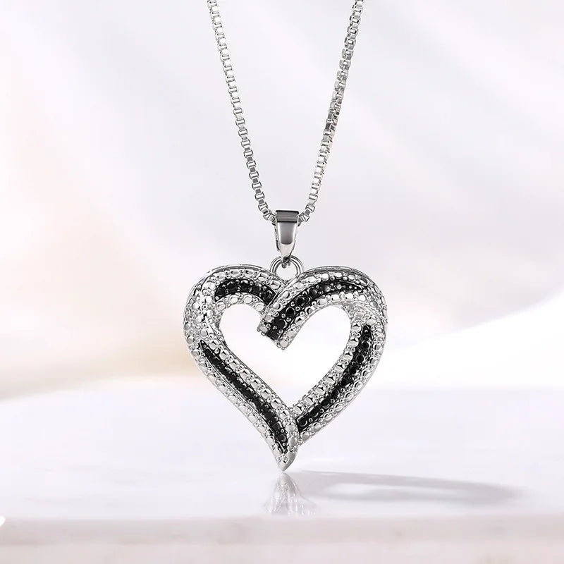 Heart Pendant Necklace for Women – Rhinestone Hollow Design, Mood Tracker, Mother's Day & Best Friend Gift