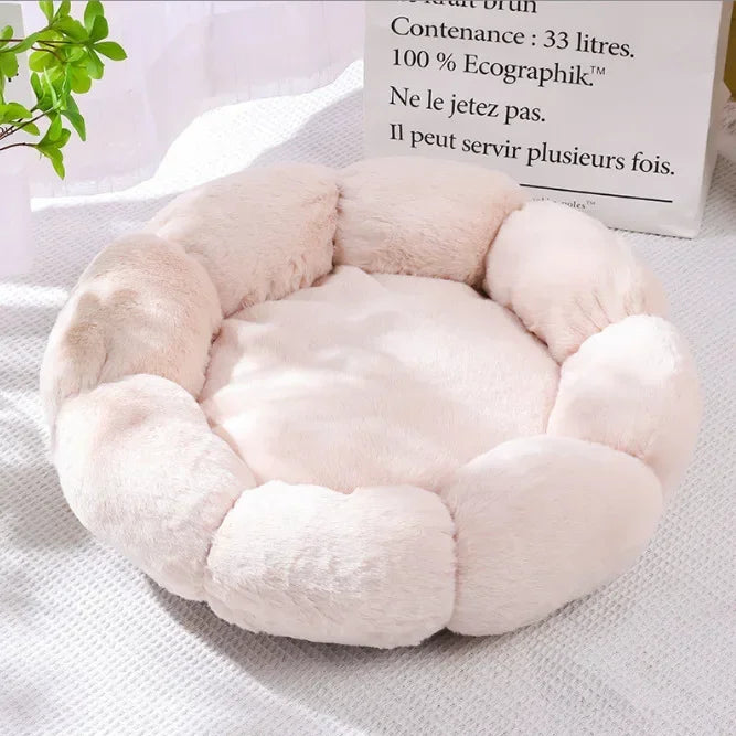 Comfortable Sleep Pet Bed Unique Flower-Shaped for Indoor and Outdoor Use Dog Mat Dog Beds for Large Dogs, Suitable For Winter