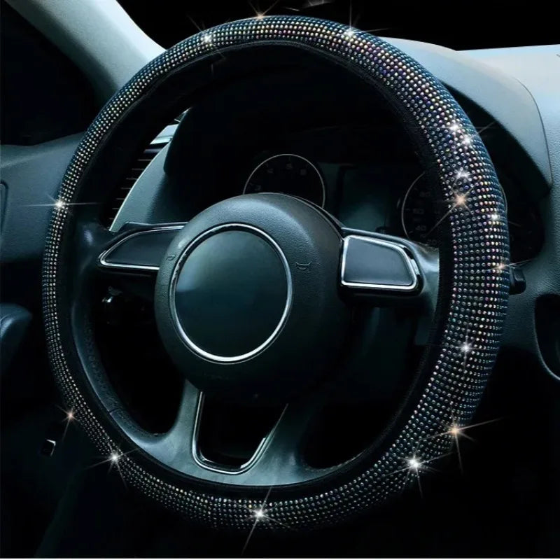 The stylish anti-slip size of the full-diamond steering wheel cover is suitable for diameters of 15 inches /38 centimeters