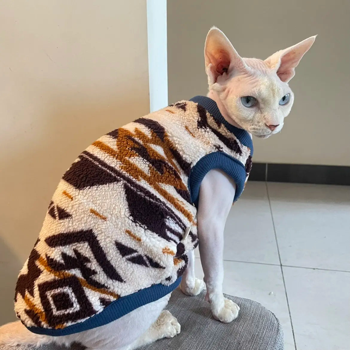 Short Sleeve Fleece Cat Sweatshirt - Warm Coat for Short-Legged Cats - photo 7