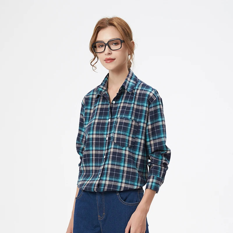 Women's Plaid Long Sleeve Shirt - Loose Casual Button-Up Blouse - photo 2