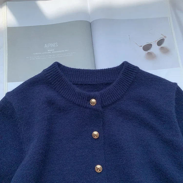 Women's Loose Round Neck Knit Cardigan - Soft Sweater Jacket - photo 3