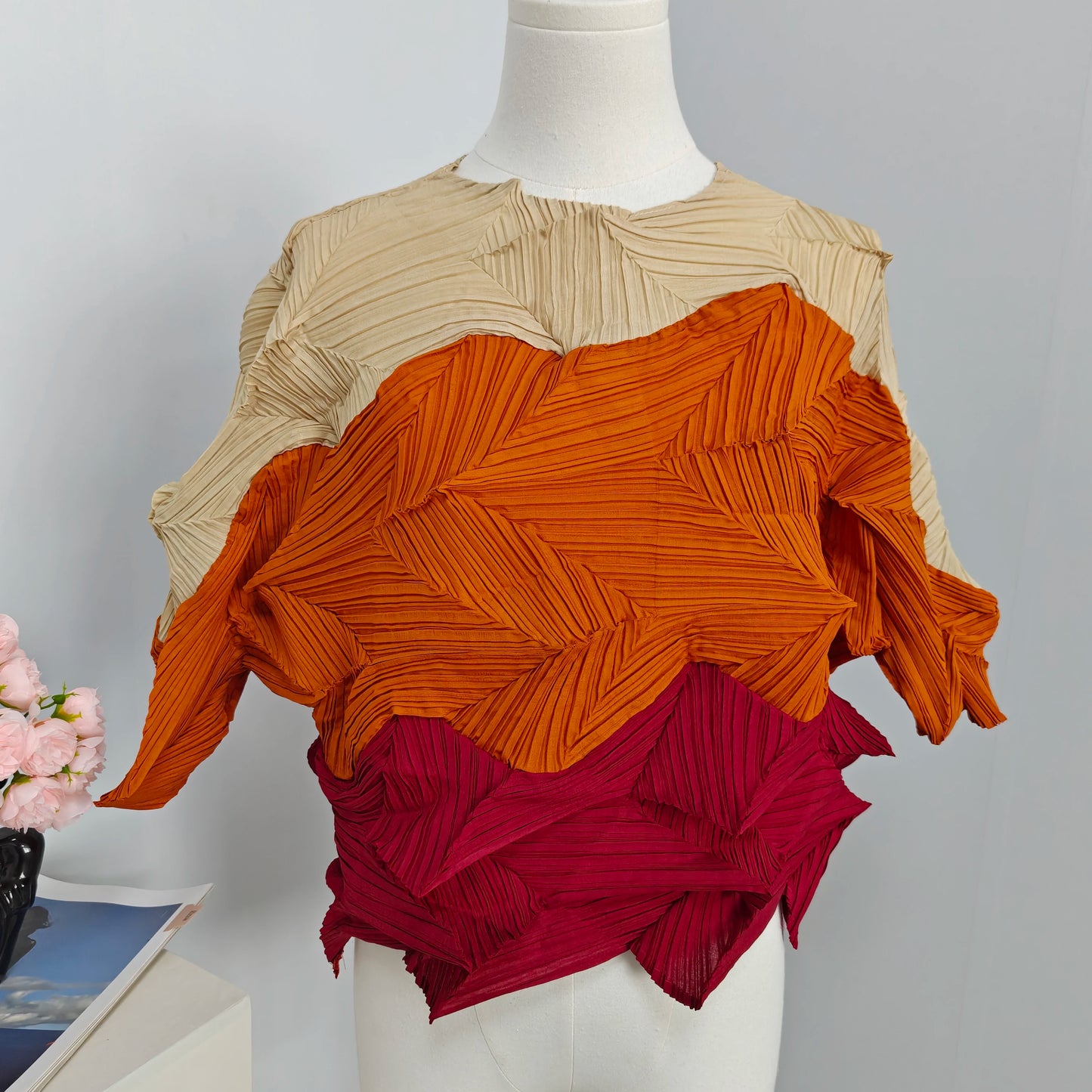 Miyake-Style Pleated T-Shirt - Women's Loose Round-Neck Summer Top