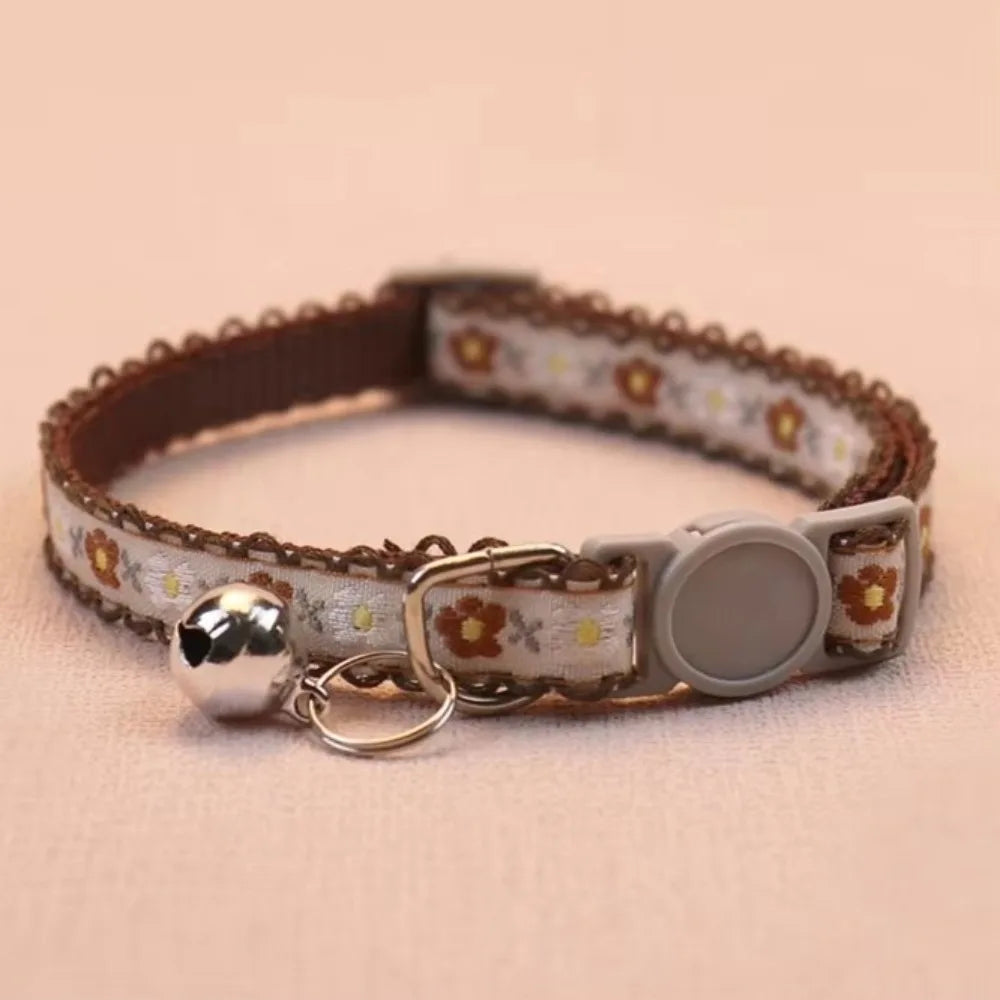 Fashion Floral Embroidered Cat Collars Adjustable Durable Pet Collars Cute Lace Collar With Bell Cat Supplies