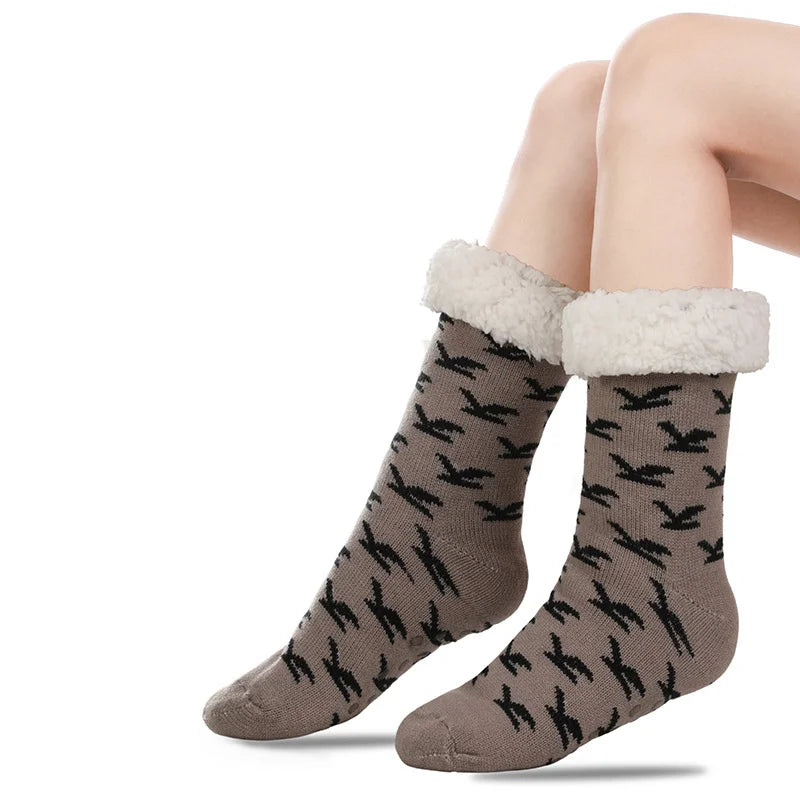 Women's Sherpa Lined Slipper Socks - Geometric Knit with Grip Soles - photo 5