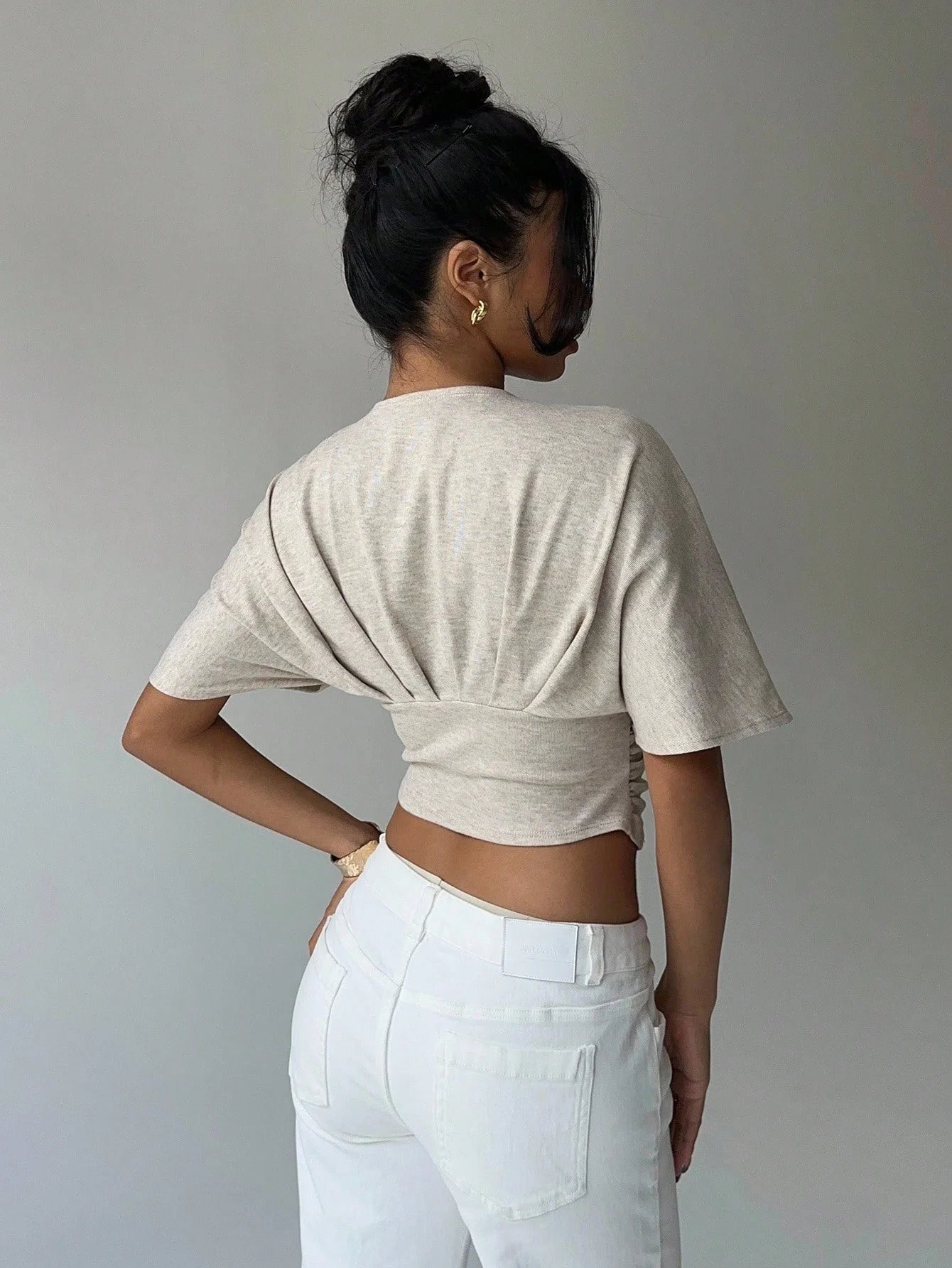 Women's Deep V-Neck Short Sleeve Fitted Tee — Apricot