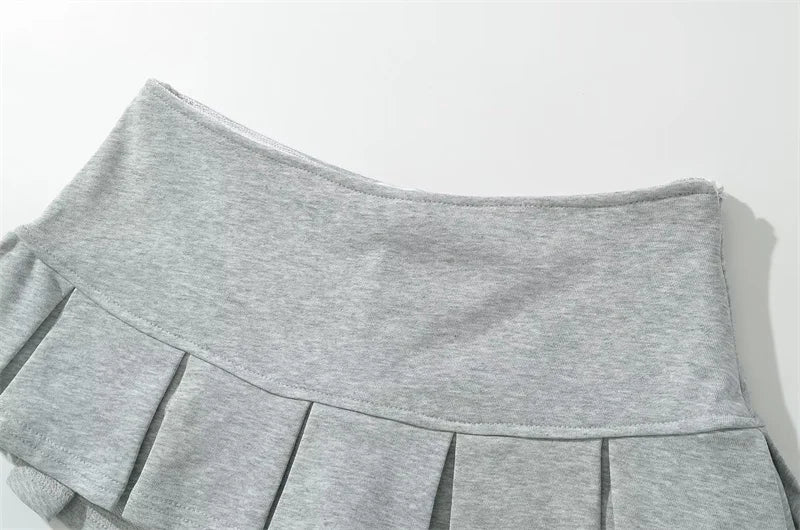 KEYANKETIAN New Women's Terry fabric Low waist Y2K Mini Skirt Wide pleat Decoration Light grey Flounce A Line Skort Hot sweet