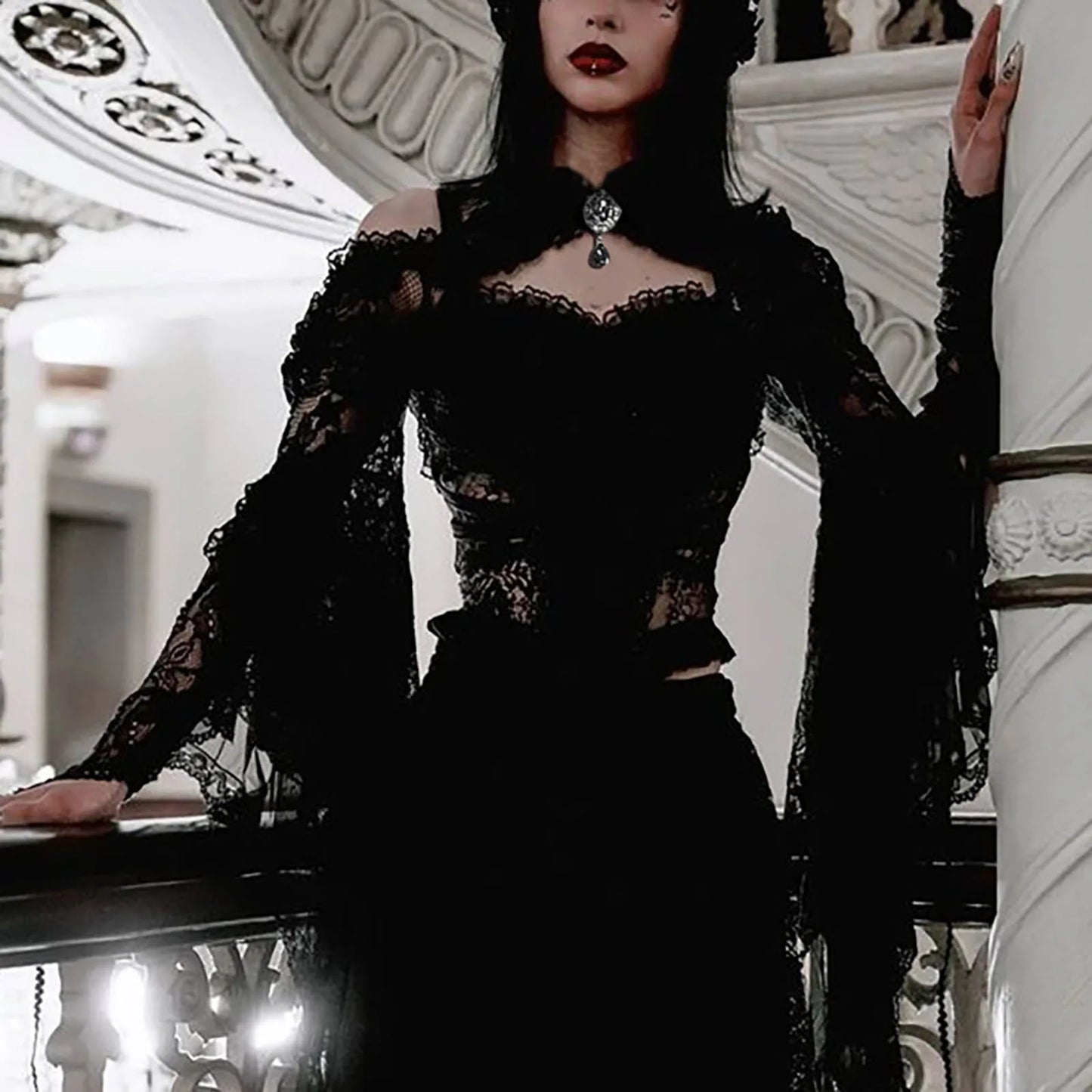 Punk Bolero Shrug Top Trad Goth Black Shawls Flared Sleeve Cover Wraps for Evening Dresses Short Cardigan See-Through Lace Shrug