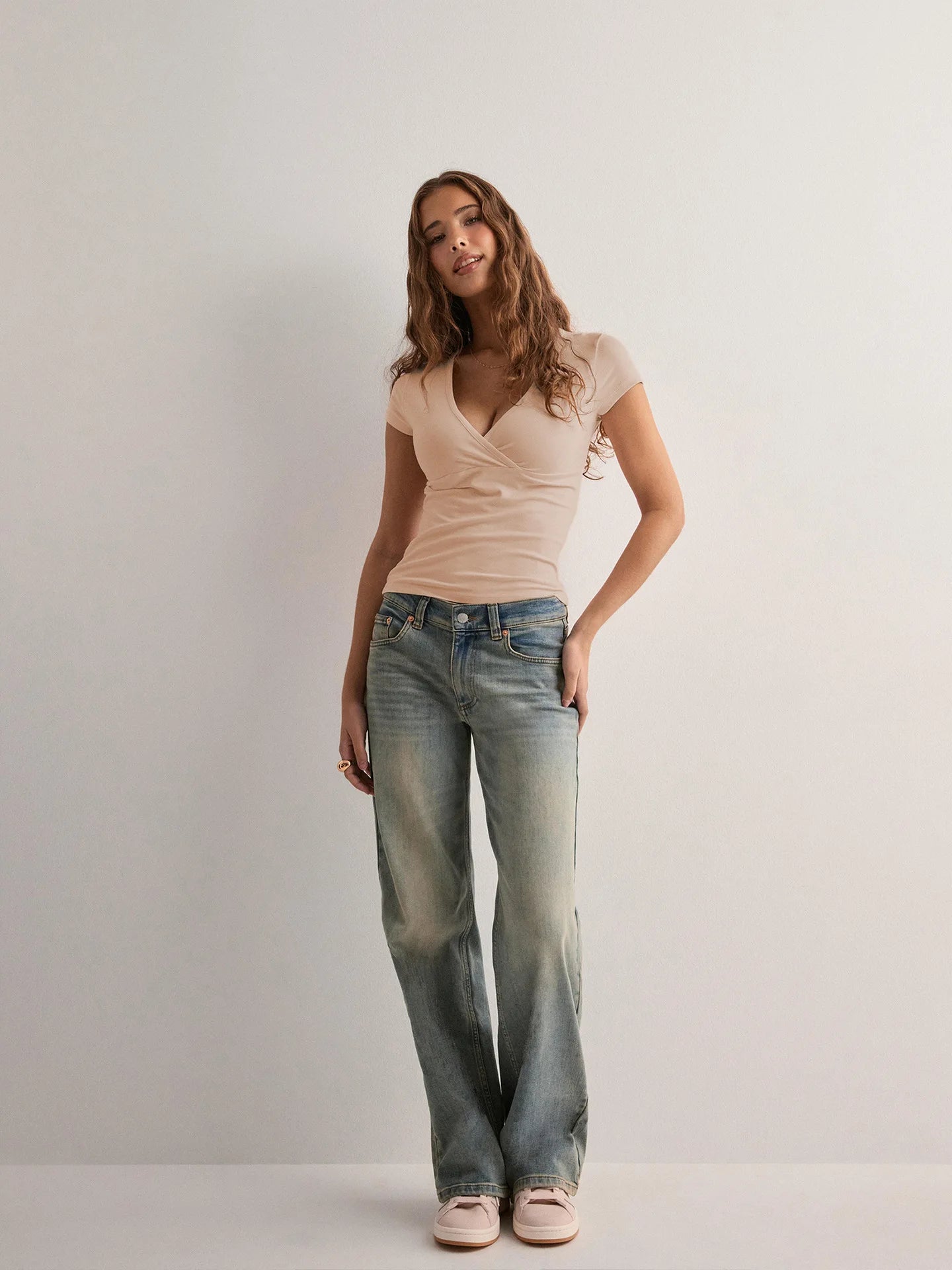 2026 Summer New Fashion Women's T-Shirt Solid-Color Slim-Fit V-Neck Short-Sleeve Top Y2k Clothing