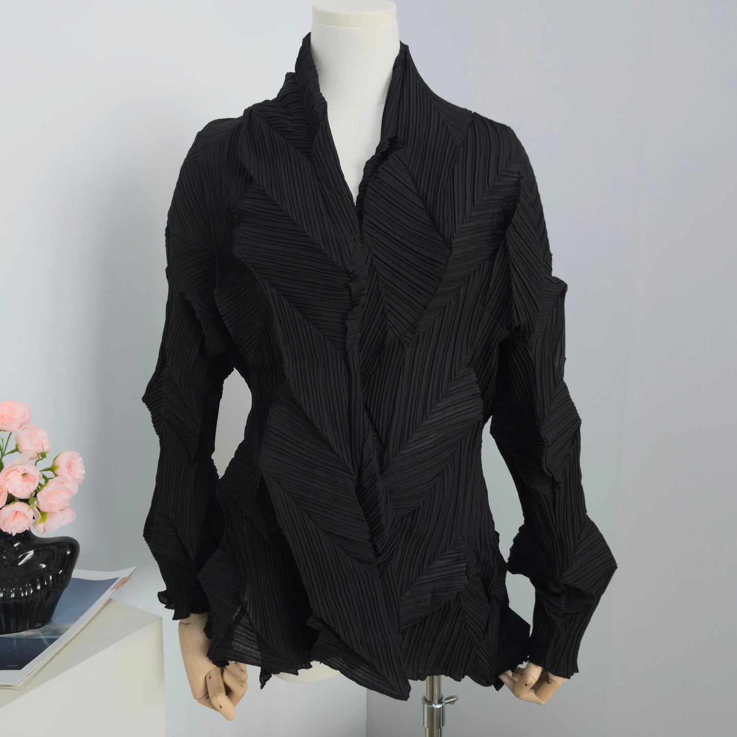 Miyake-Style Pleated T-Shirt - Women's Loose Round-Neck Summer Top