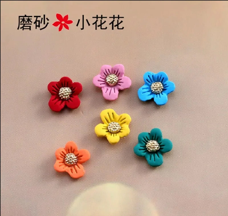 10Pcs Christmas Cartoon Nails Decoration Santa Claus,Elk,Bell,Tree Resin Nail Charms Cute Jewelry Part Decoration Accessories