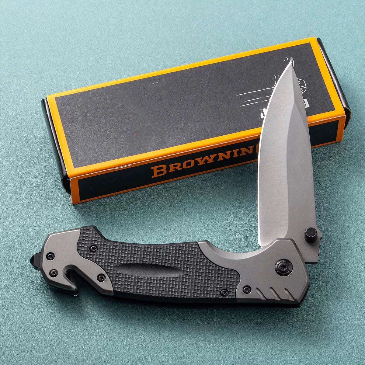Camping Folding Knife Fruit Knife Outdoor Knife Sharp Blade Utility Knife Portable Hunting Knife Multi-function Pocket Knife
