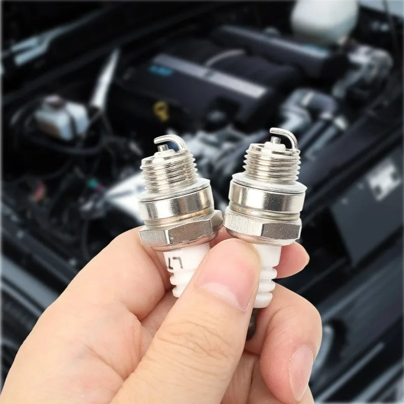 L7T Spark Plug for Grass Cutter Small Engine Chainsaw Grass Cutter Trimmer Brush Cutter Generator Water Pump Replacement