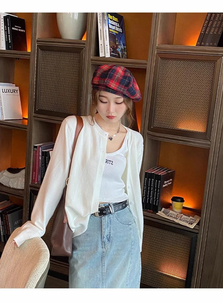 Women's slim button cardigan, crew neck knit — view 8 of 20