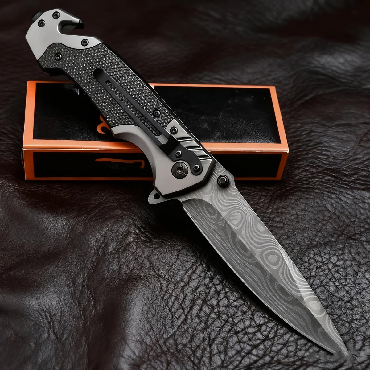 Camping Folding Knife Fruit Knife Outdoor Knife Sharp Blade Utility Knife Portable Hunting Knife Multi-function Pocket Knife
