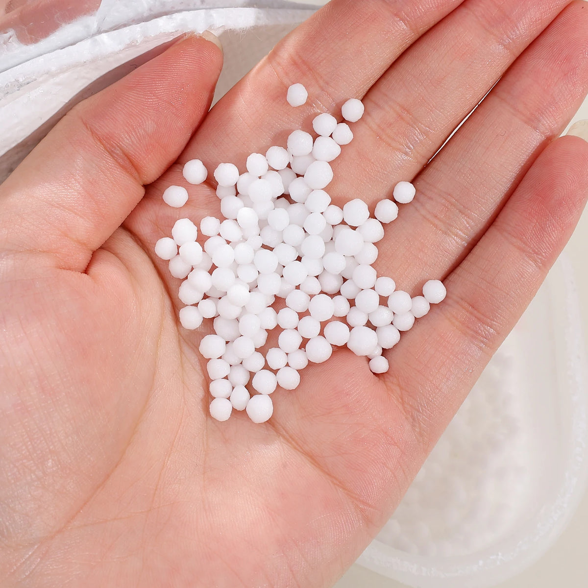 Wardrobe Dehumidification Box Moisture Absorber Reusable Moisture-proof for Wardrobe Closet Laundry Room Toilet Desiccant Boxes
