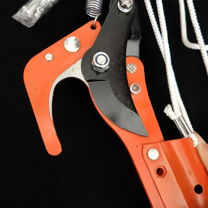High-Reach Tree Pruning Scissors – High-Altitude Orchard Branch Cutter & Fruit Picker