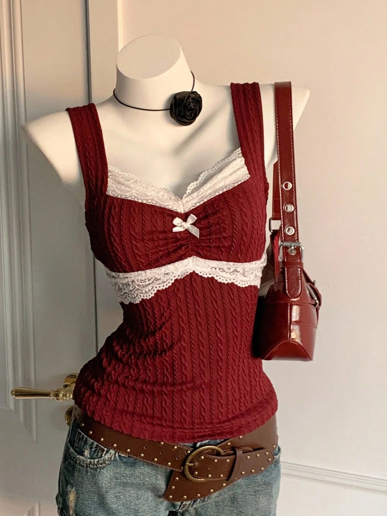Women's Lace Bow Tank Top — Y2K Splice Sleeveless Cami