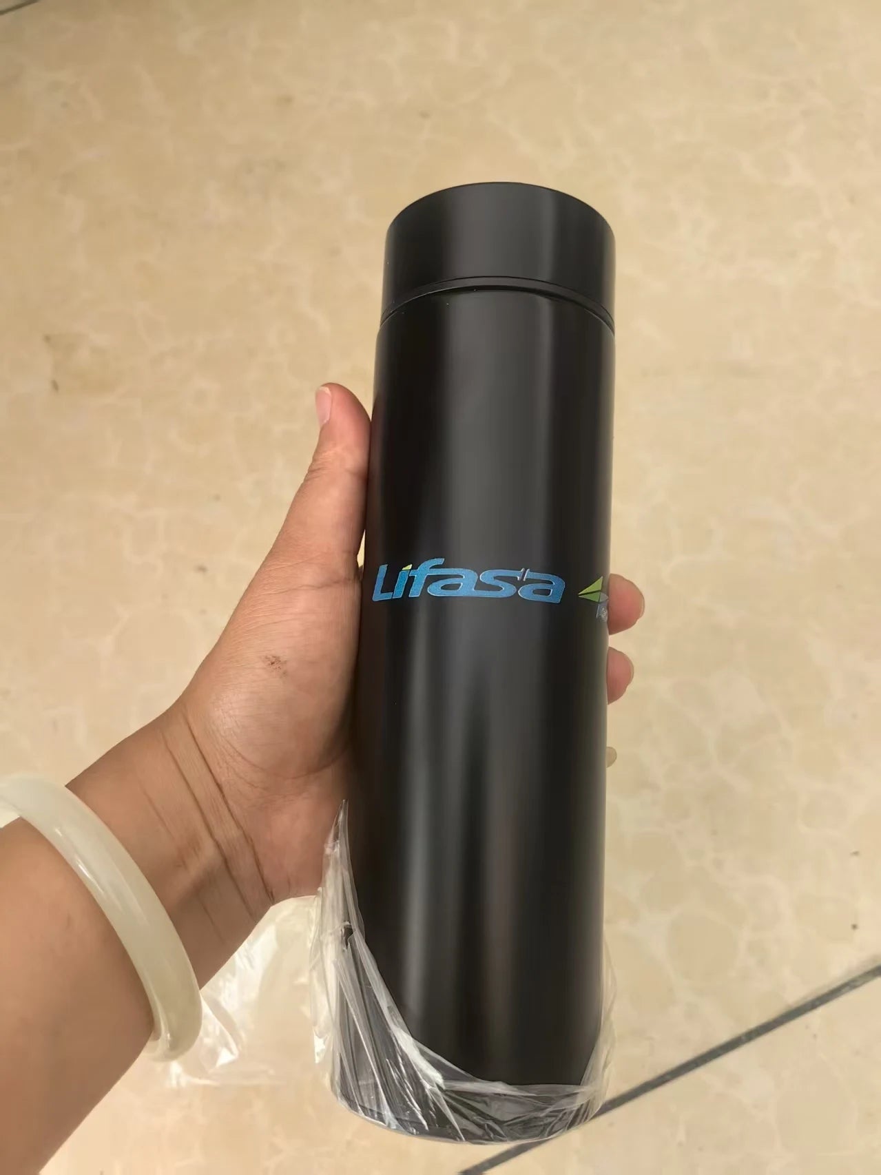 LOGO Name Thermal Bottle with Digital Thermometer 500ml Led Bilayer Flask Vacuum Insulated Bottle Portable Thermos Bottle