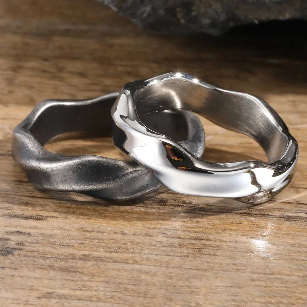 Mobius Twist Ring for Men — Oxidised Stainless Steel Band