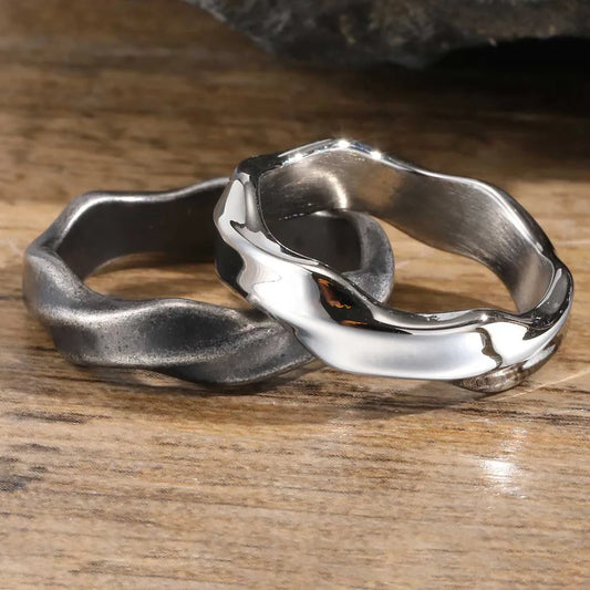 Mobius Twist Ring for Men — Oxidised Stainless Steel Band