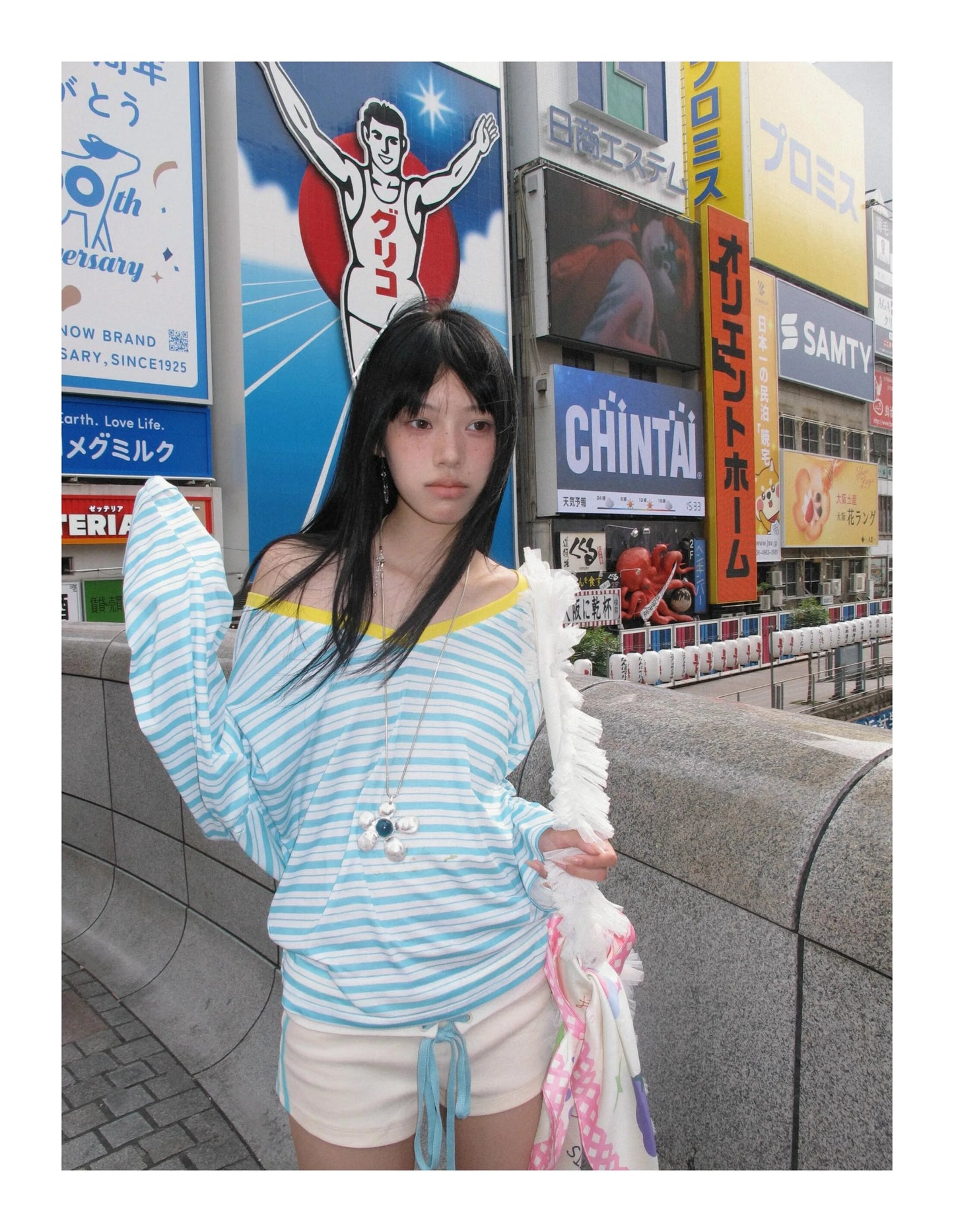 Tonngirls Women's Japanese Y2K Blue Striped V-Neck Long Sleeve T-Shirt – Vintage Off Shoulder Loose Tee
