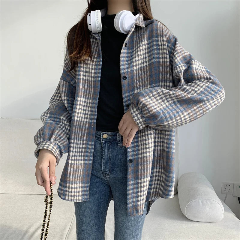 Women's Flannel Plaid Shacket - Button Front Loose Winter Jacket - photo 9